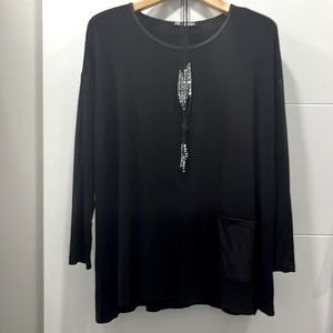 Piccadilly knit black long sleeved top with faux suede detail. size 1X